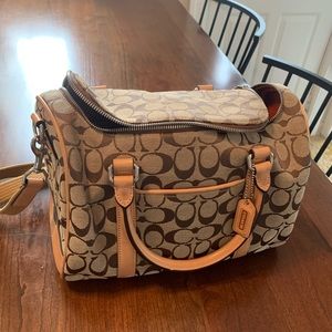 Coach toiletry bag /train case